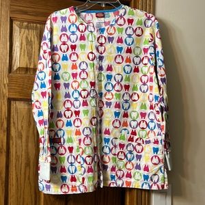Super Cute Dickies Dental Button Down Scrub Top Jacket size Small